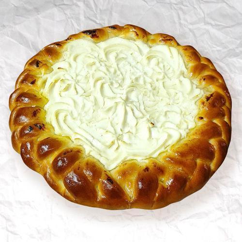 00585680_Пирог-с-творогом-из-дрожжевого-теста-1кг-12ч24ч--(1)